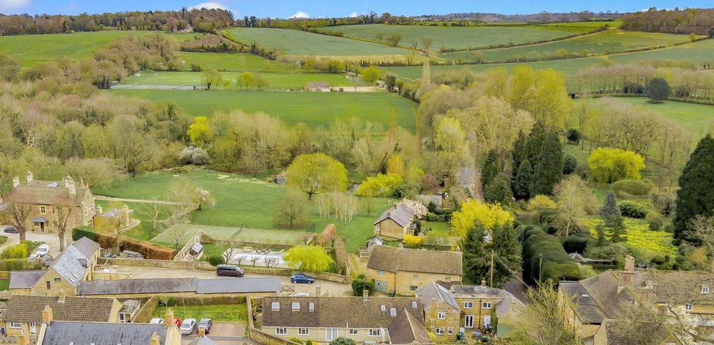 Astrop Road Kings Sutton